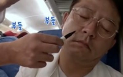'김지민♥' 김준호, 기차서 테러 당했다…라오스서 얼굴 대참사 ('독박투어')