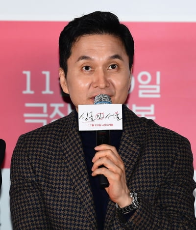 [TEN포토]장현성 '귀엽고 사랑스러운 애기가 나온거 같다'