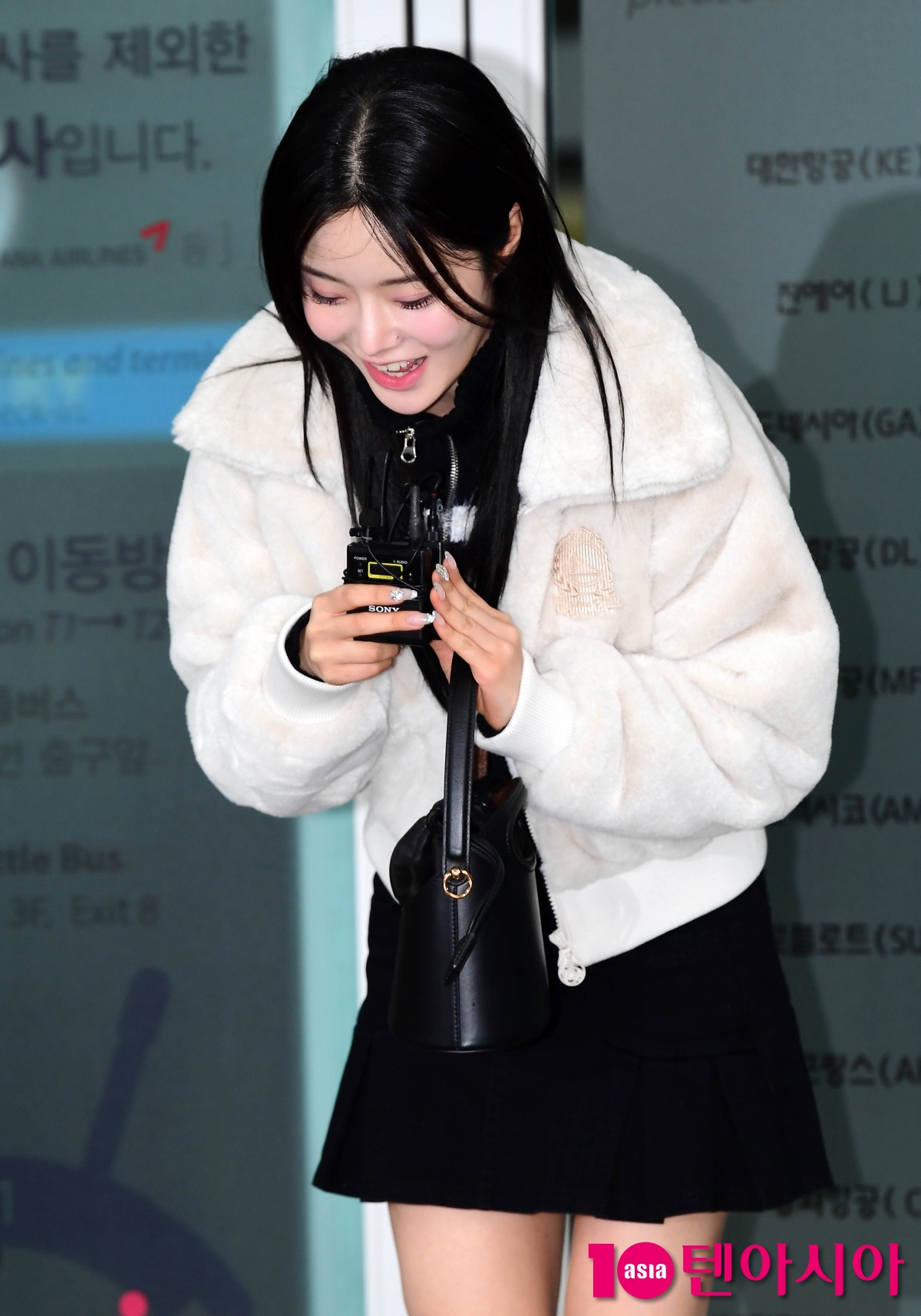 [TEN포토] 피프티 피프티 키나 '맑은미소로 인사'