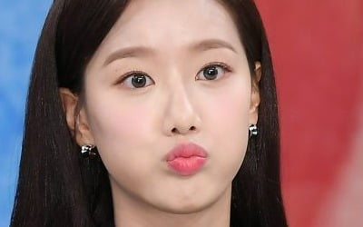 '3년 만에 복귀' 이나은, '재벌 3세' 안보현 만난다…왕따 논란 꼬리표 지울까[TEN피플]