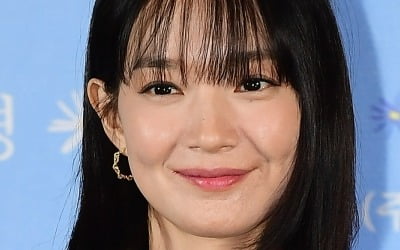 신민아, 로코 퀸? 아니면 장르물 퀸?…2024년까지 일정 가득