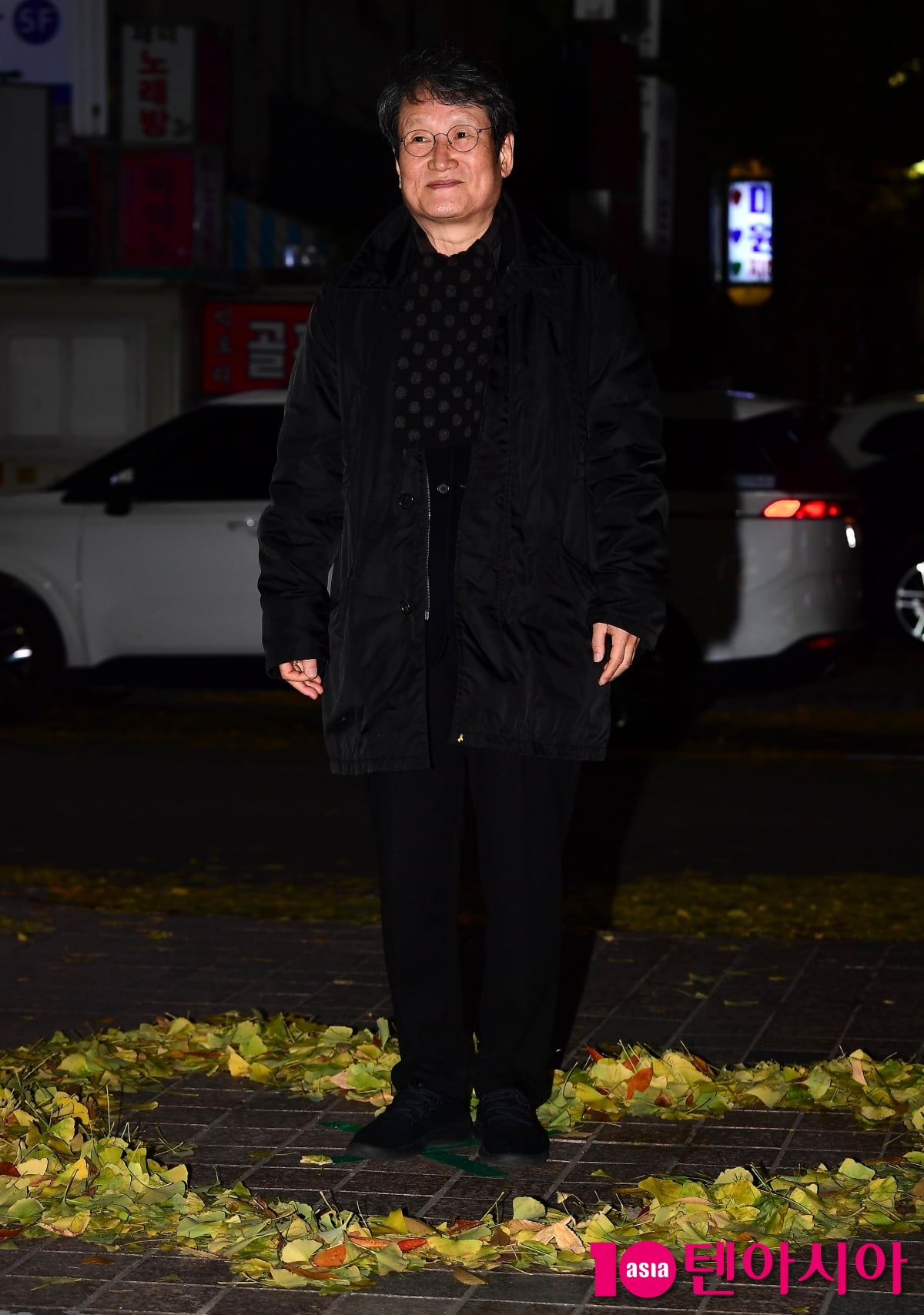 [TEN포토]문성근 '종방연 찾은 장철'(연인 종방연)