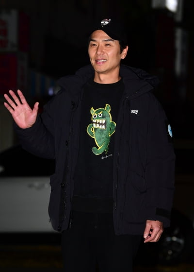 [TEN포토]김태훈 '최명길의 보조개 미소'(연인 종방연)