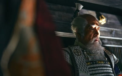 'Noryang: Deadly Sea' ペク・ユンシク、李舜臣に対抗して戦闘繰り広げる倭君島津に扮した