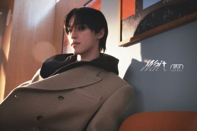 「SEVENTEEN末っ子」ディノ、初のソロミックステープ「Wait」コンセプトフォト公開