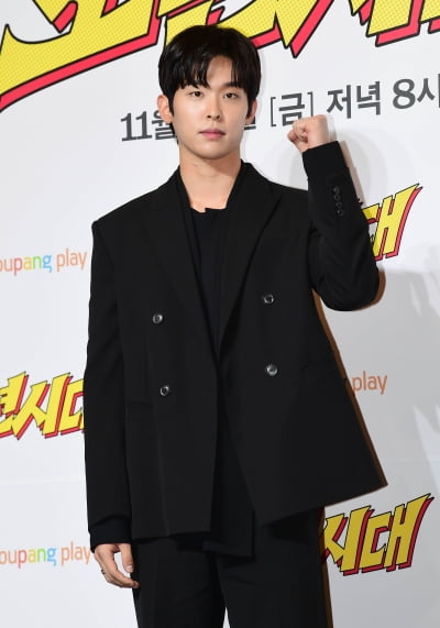 [TEN포토]이시우 '남다른 카리스마'