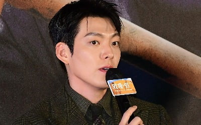 '외계+인2' 김우빈, "CG 촬영 어려웠지만, 이제는 자신감 생겼다"