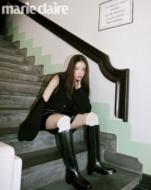 이세영, 마리끌레르 화보에서 선보인 롱부츠, 플랫슈즈 스타일링 '눈길'