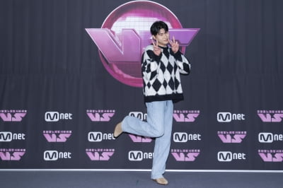 카더가든 "긴장 안하는 참가자들, 건방지다는 생각도 들어"('브이에스')