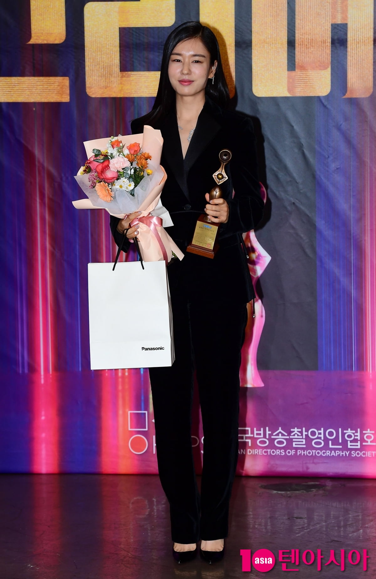 [TEN포토]안은진 '최우수 연기상 수상'