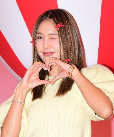 [TEN포토]오마이걸 미미 '치명적인 윙크'