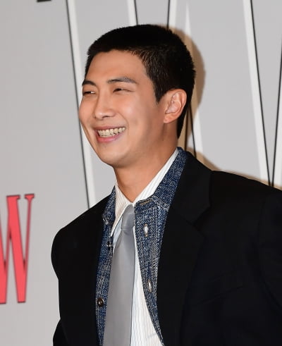 [TEN포토]방탄소년단 RM '스윗한 미소'