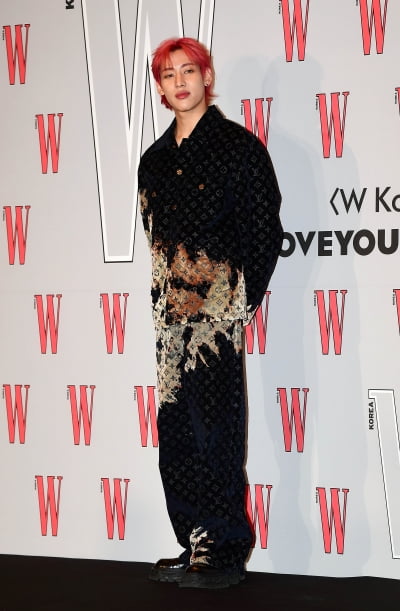 [TEN포토]뱀뱀 '태국왕자 왔어요'