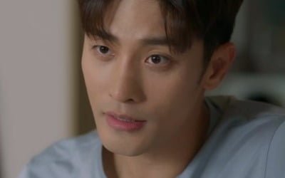 Sung Hoon, the embodiment of revenge without any hesitation.
