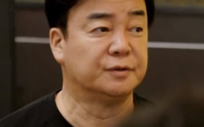 [종합] "모든 메뉴 2유로" 2호점 열린 '백사장2', 떡볶이+튀김+잡채 콜라보 통했다