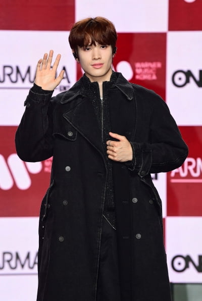 원팩트 제이창 "뮤비 촬영 때 막내 예담에게 맞았다"