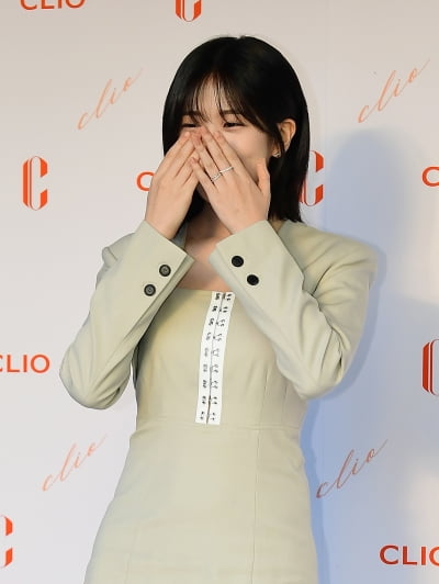 [TEN포토]아이브 안유진 '빵터져도 이쁨'