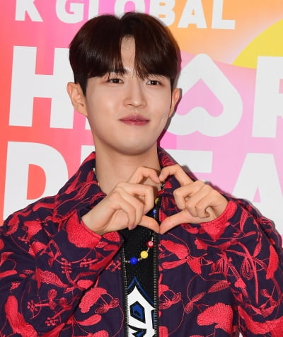 김재환, 함께 눈싸움하고 싶은 남자 가수 1위…BTS 지민 2위[TEN차트]