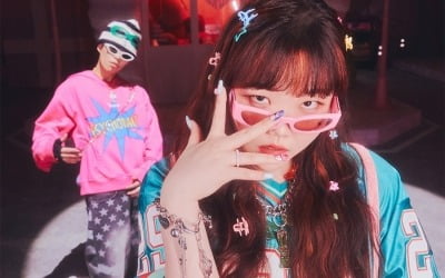 「2年ぶりにカムバック」アクミュー、「ラブリー」音源チャート1位