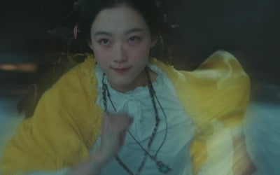 「力の強い女カンナムスン」6年ぶりに帰ってきた「力強い」世界観、イ・ユミ 出撃