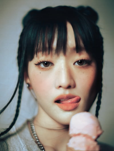 (G)IDLE MinnyがアメリカのEPアルバム「HEAT」の個人コンセプトイメージを公開