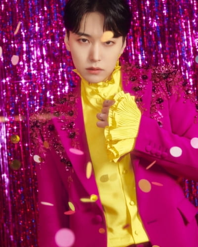 スーパージュニアソンミン、アイドル出身のトロット歌手に変身成功するか