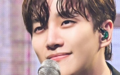 イ・ジュノ初アジア単独ファンミーティングゴージャスなスタート