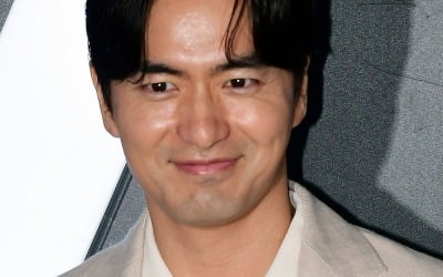 イ・ジンウク「ソン・ガンとアクション大変だ」