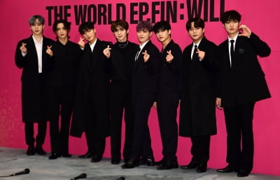 [TEN포토]에이티즈 '타이틀곡 '미친 폼' 사랑해주세요'
