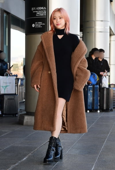 [TEN포토] 있지 류진 '여친짤의 정석'