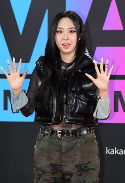 [TEN포토]이영지 'MZ 아이콘 왔어요'(MMA2023)