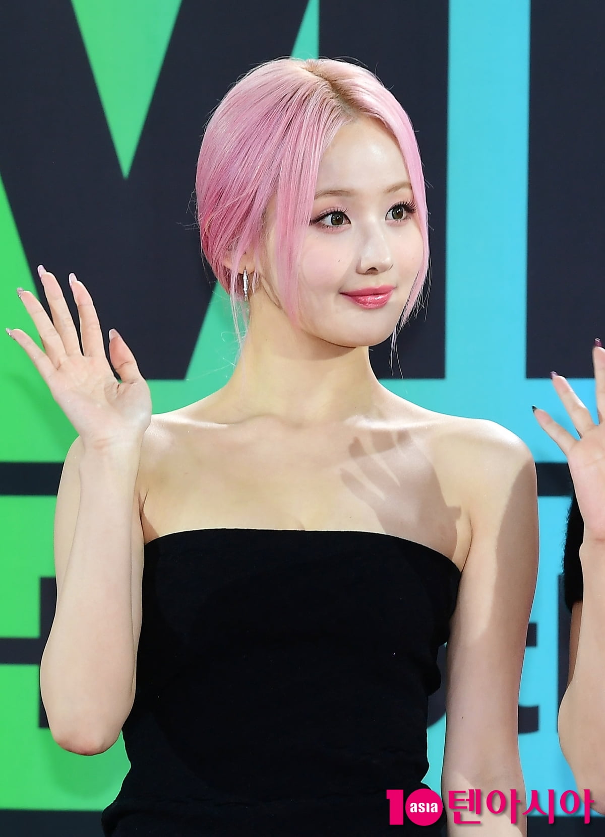[TEN포토]키스오브라이프 벨 '단발병 부르는 미모'(MMA2023)
