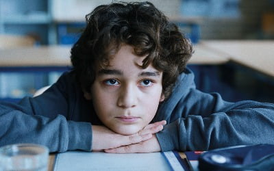The movie 'Teacher's Lounge' is a school thriller featuring cool-looking teachers, parents, and students.