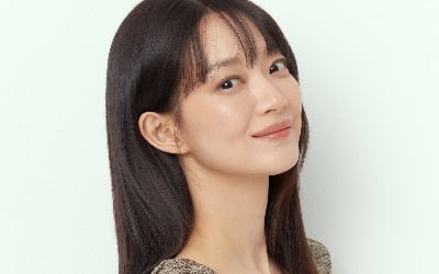 Movie 'Our Season' actress Shin Min-ah, "I felt like crying just by looking at Kim Hae-sook's eyes."
