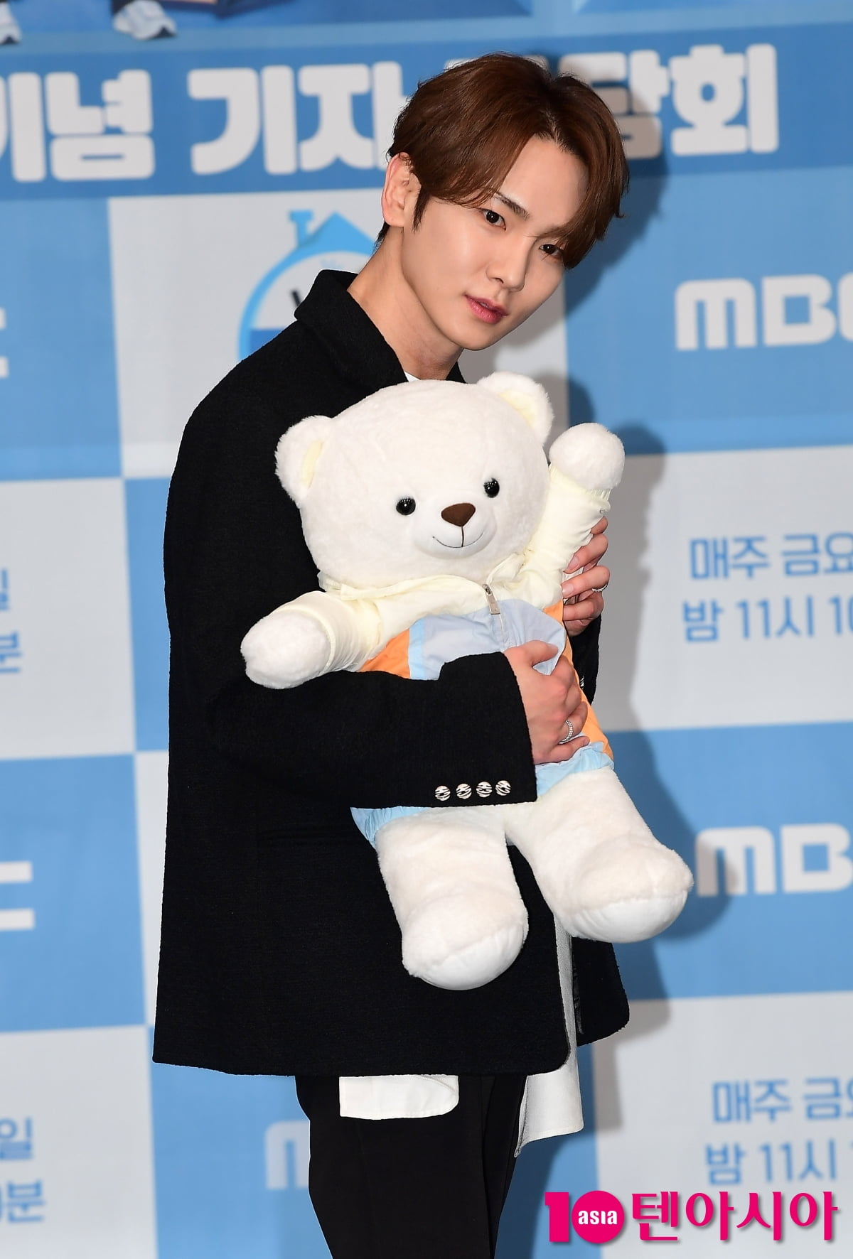 [TEN포토]키 '안녕~'