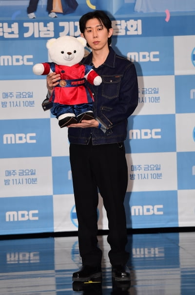 [TEN포토]코드 쿤스트 '윌슨과 함께'