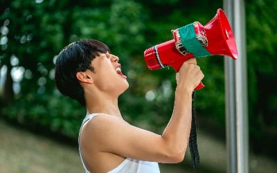 クパンプレイ「少年時代」、扶余ちゃんとして生活を受け入れた