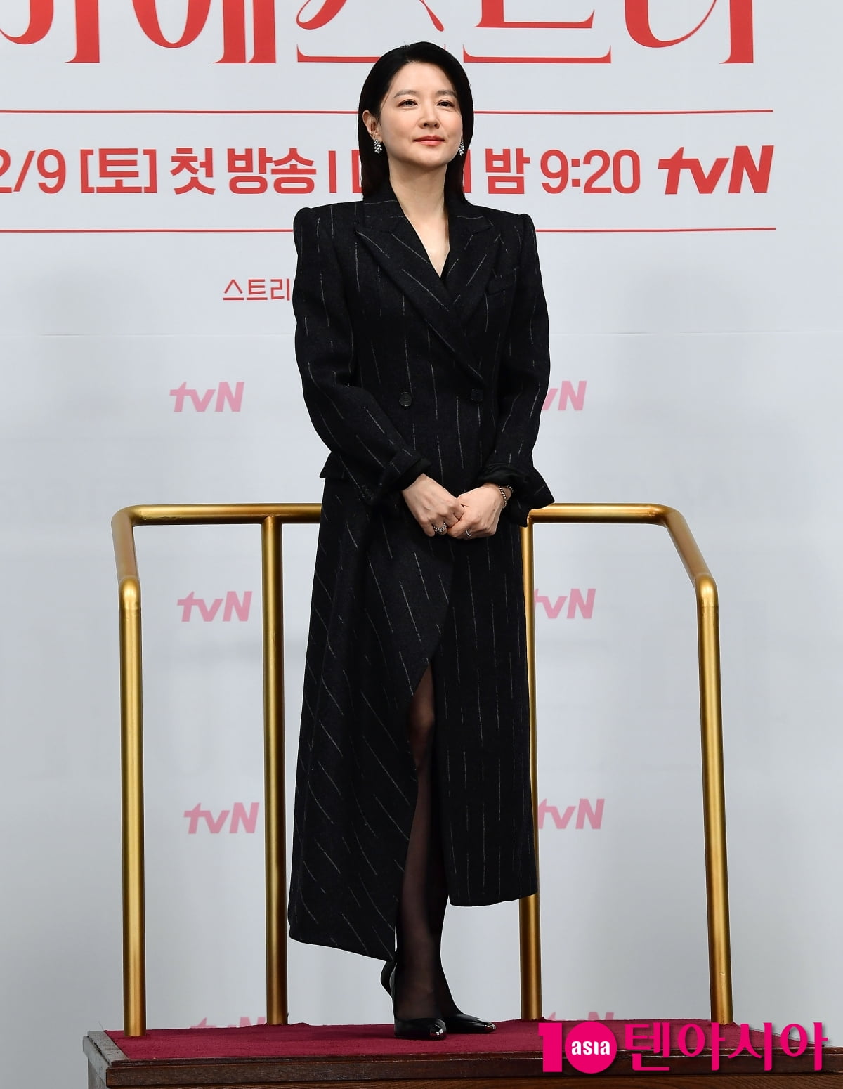 이영애, 우아한 지휘자 변신...나이는 어디로 먹었지?[TEN포토+]