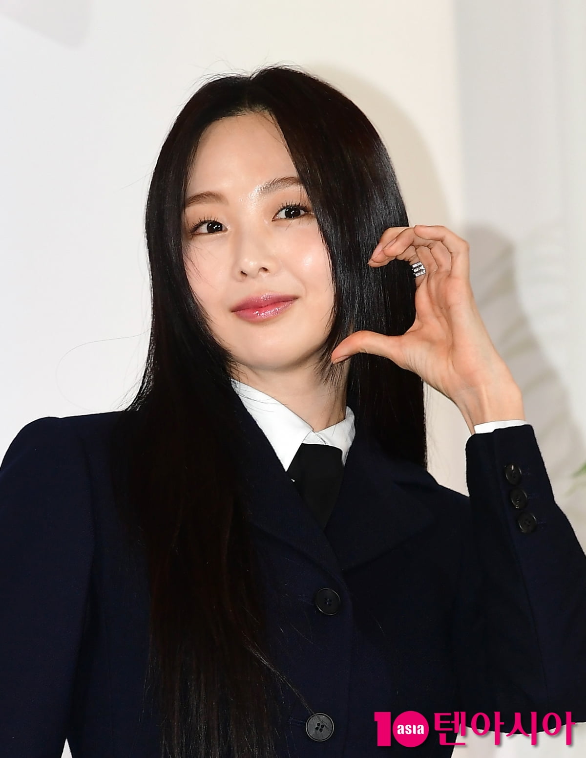 금새록, 청순미 뿌리며 입장...완벽한 각선미[TEN포토+]