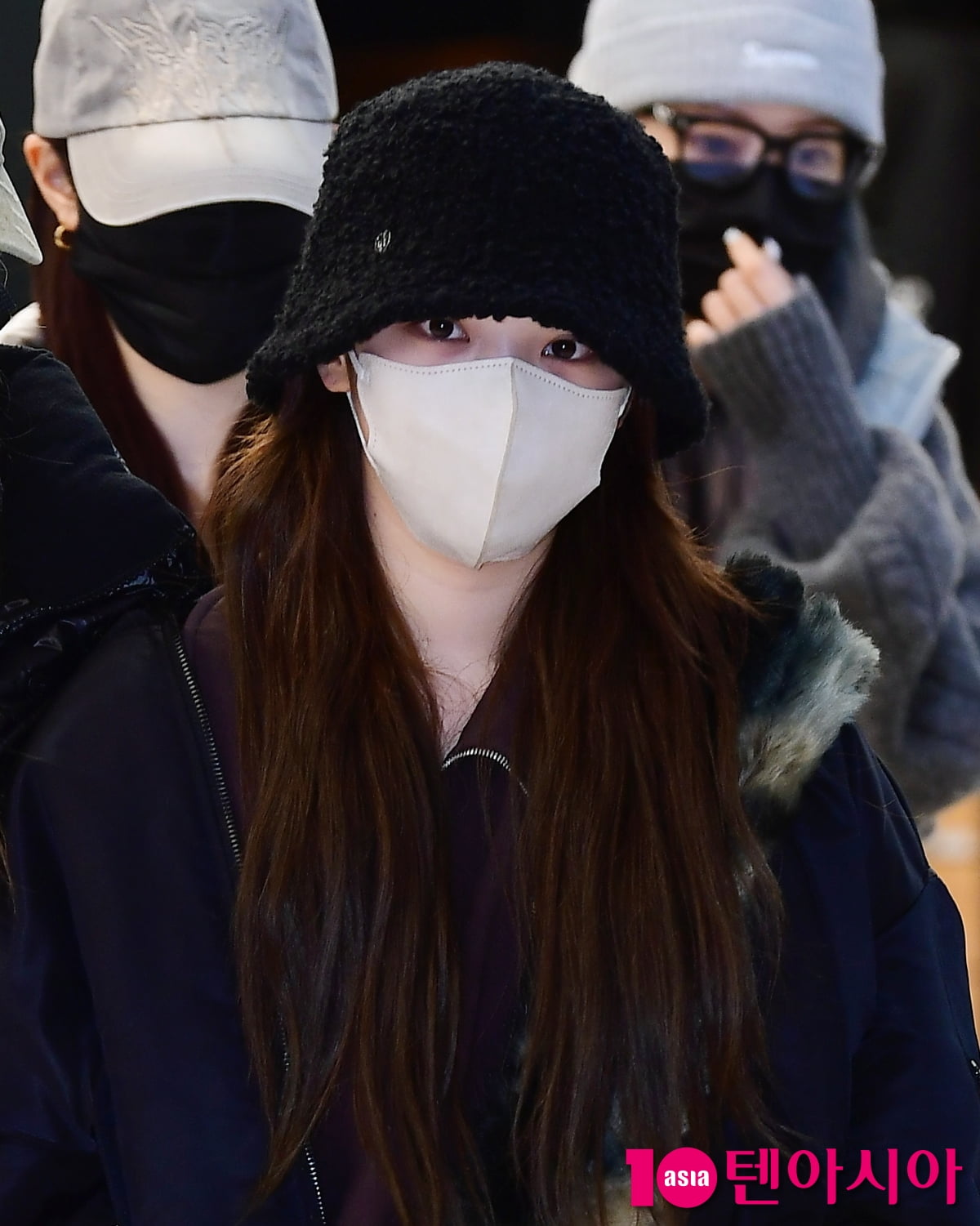 [TEN포토]르세라핌 김채원 '인형처럼 깜찍하네'
