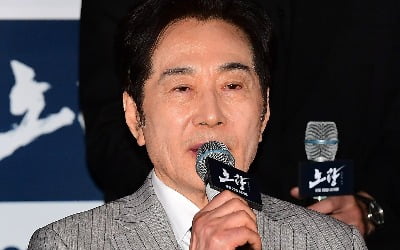 '노량: 죽음의 바다' 백윤식, "캐릭터 접근법? 정공법으로 연기하는 편"