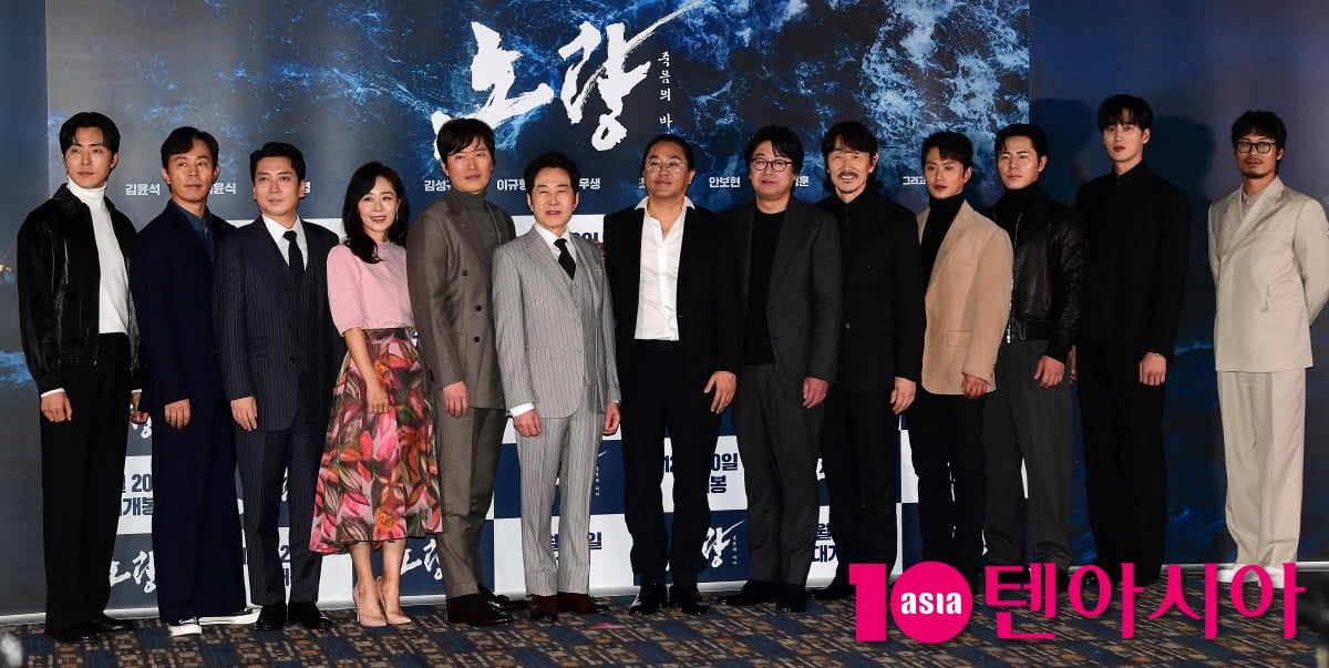 [TEN포토]영화 '노량 죽음의 바다' 주역들