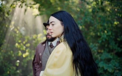 Director Yorogos Lanthimos's new film 'Poor Things' received 7 nominations at the 81st Golden Globe Awards