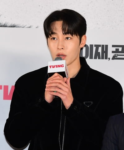 [TEN포토]이재욱 '이종격투기 선수로 나와요'