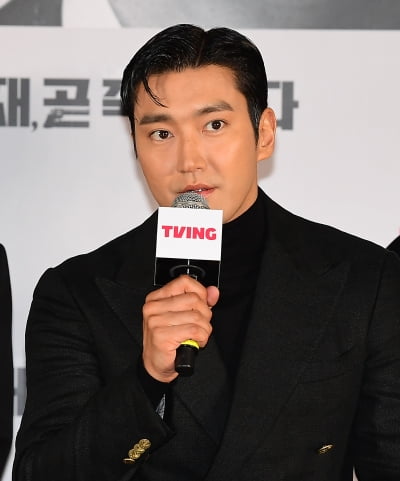 [TEN포토]최시원 '김지훈 연기 전 몰입...견제당했다'