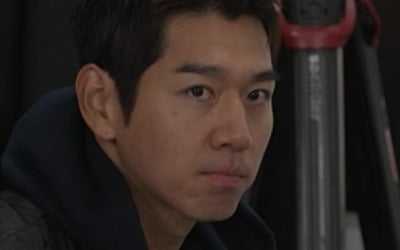 'The Strongest Baseball' is just around the corner from being abolished, Lee Dae-eun cuts off his hair