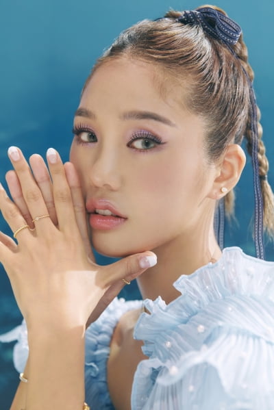 Oh My Girl's Mimi, irrefutable entertainment trend of 2023