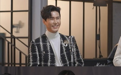 방송용 썸만 타는 신성♥박소영, 결혼설·스킨십만 난무…"다섯 번이나 터치" ('신랑수업')