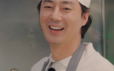 Jo In-seong was a 4th-degree graduate in Taekwondo.