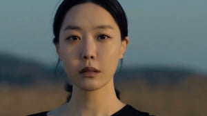 차재이, 장윤정 신곡 뮤직비디오서 여주인공 '깜짝 등장'
